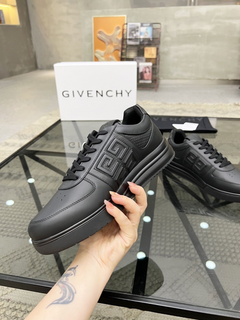 Givenchy Sneakers